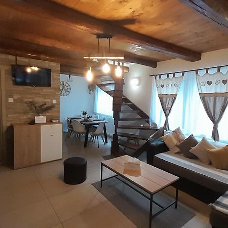 Andilak vendégház Sintimbru-Bai Exterior foto