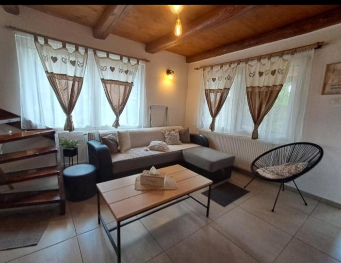Andilak vendégház Sintimbru-Bai Exterior foto