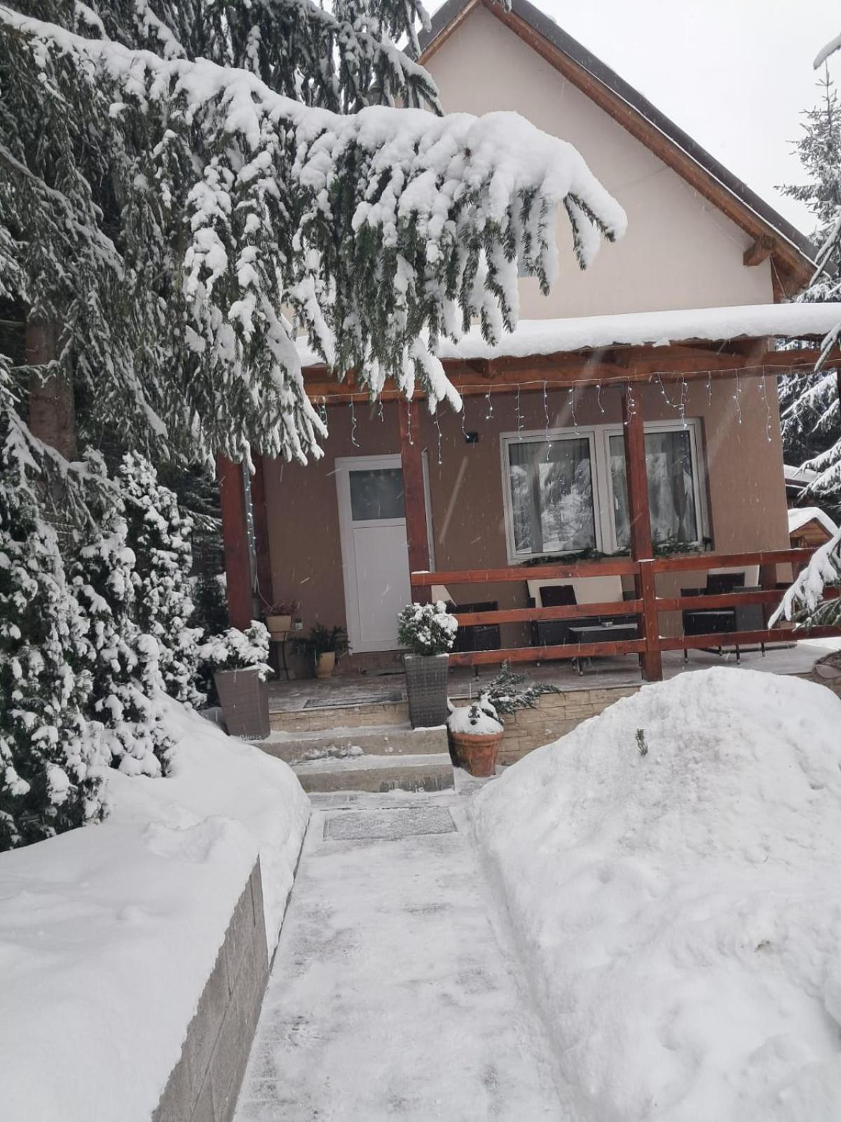 Andilak vendégház Sintimbru-Bai Exterior foto